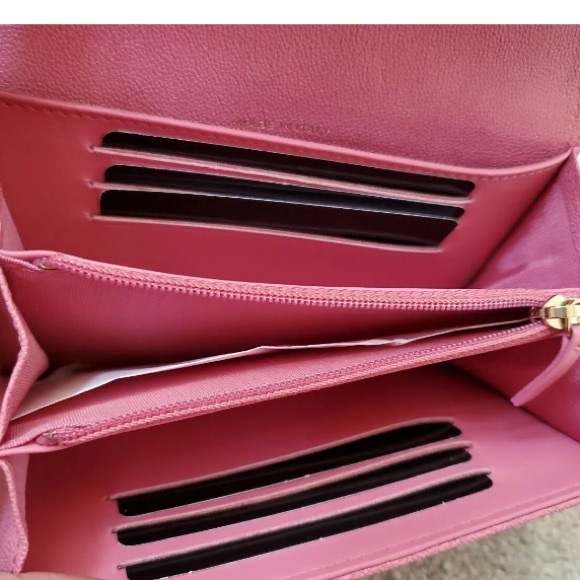 ❌SOLD❌🌸NEW CHANEL Pink Cheveron Boy Medium Wallet - Picture 6 of 9